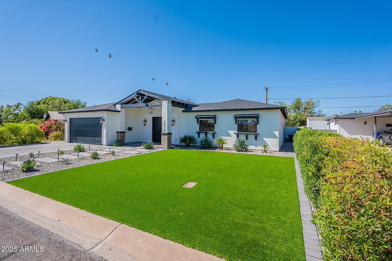 3010 E Glenrosa Ave., Phoenix, AZ 85016