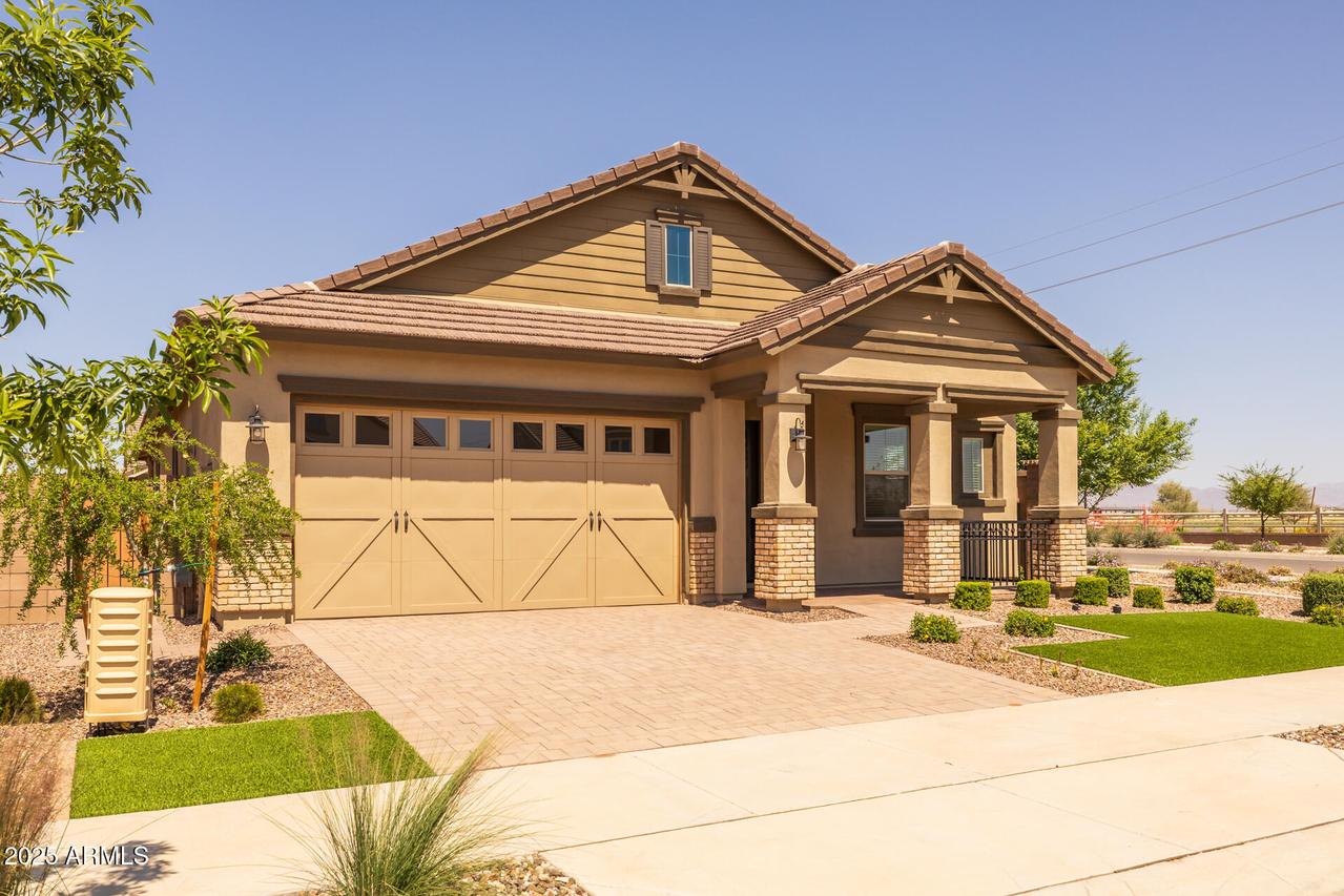 23162 E Canary Way, Queen Creek, AZ 85142