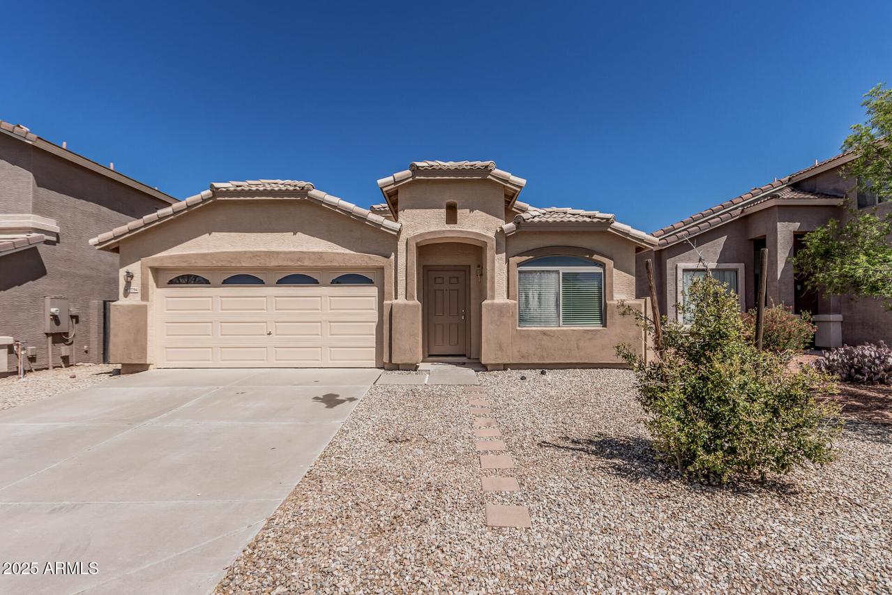 2794 E Cowboy Cove Tr., San Tan Valley, AZ 85143