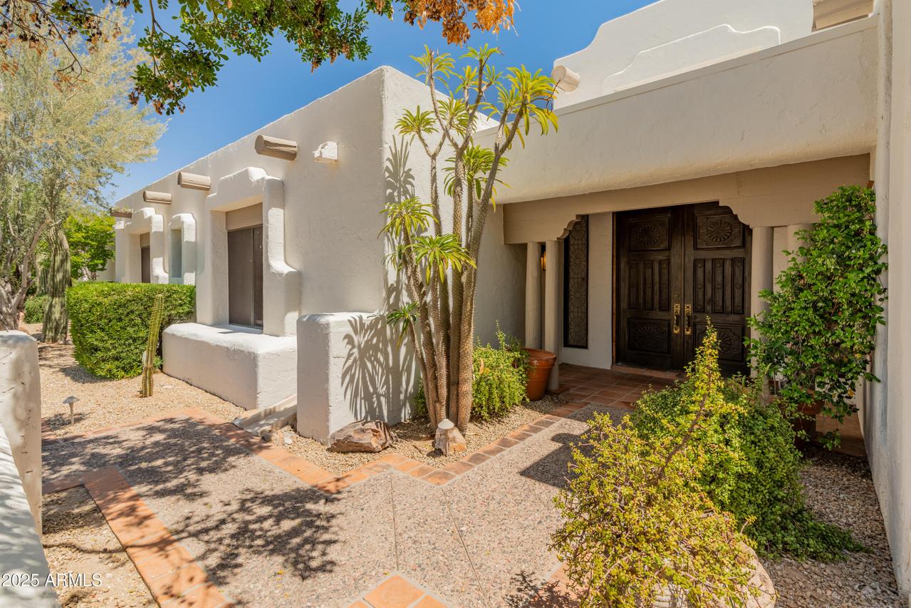 7921 N 54th St., Paradise Valley, AZ 85253