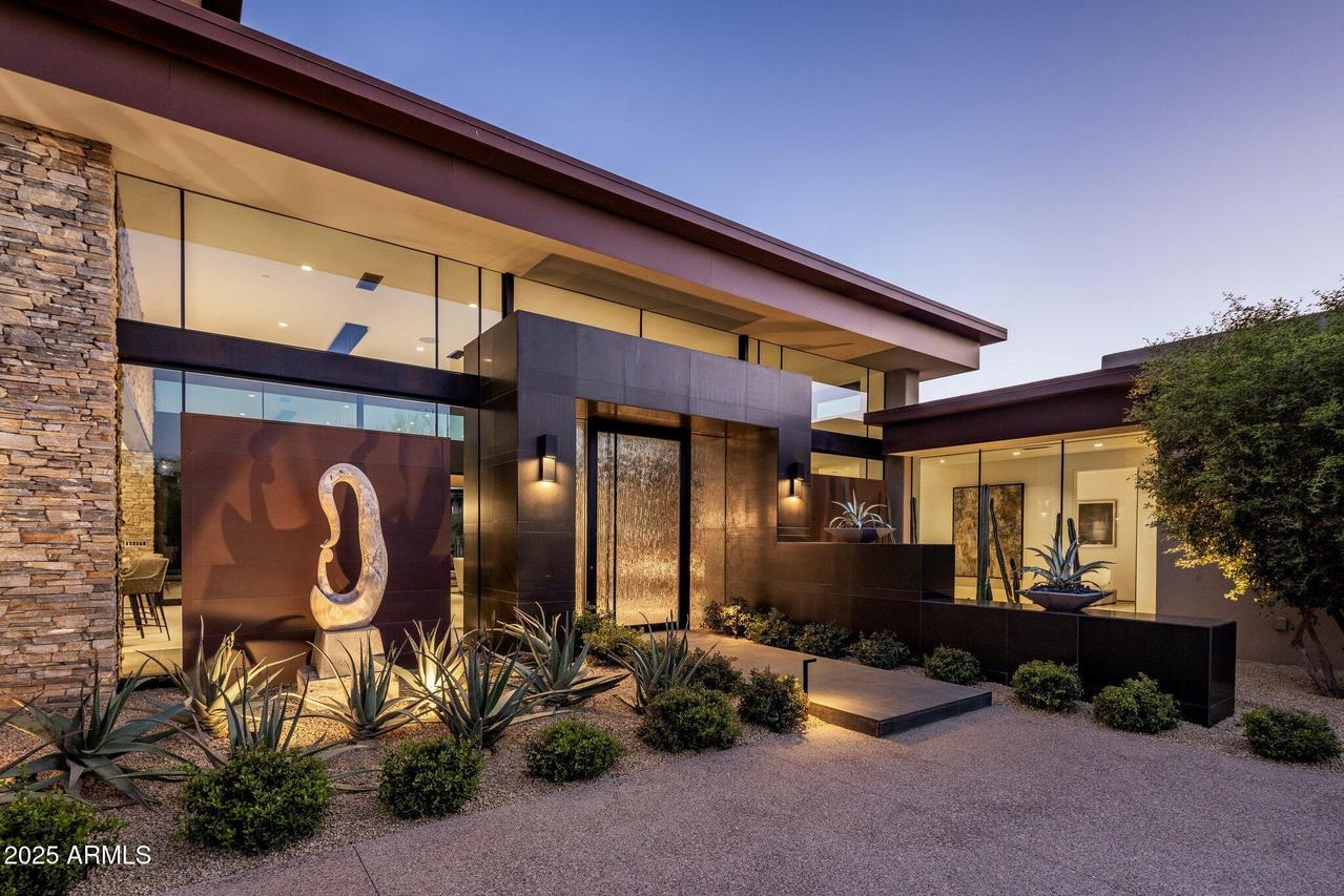 10283 E Running Deer Tr., Scottsdale, AZ 85262