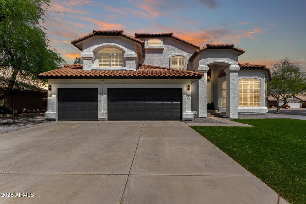 706 W Nido Cir., Mesa, AZ 85210