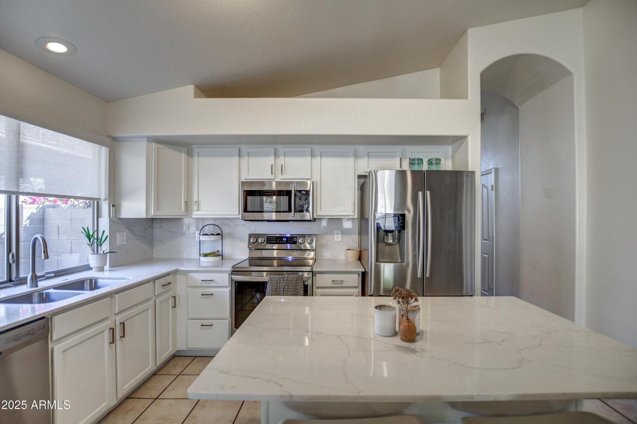 4350 E Abraham Ln., Phoenix, AZ 85050