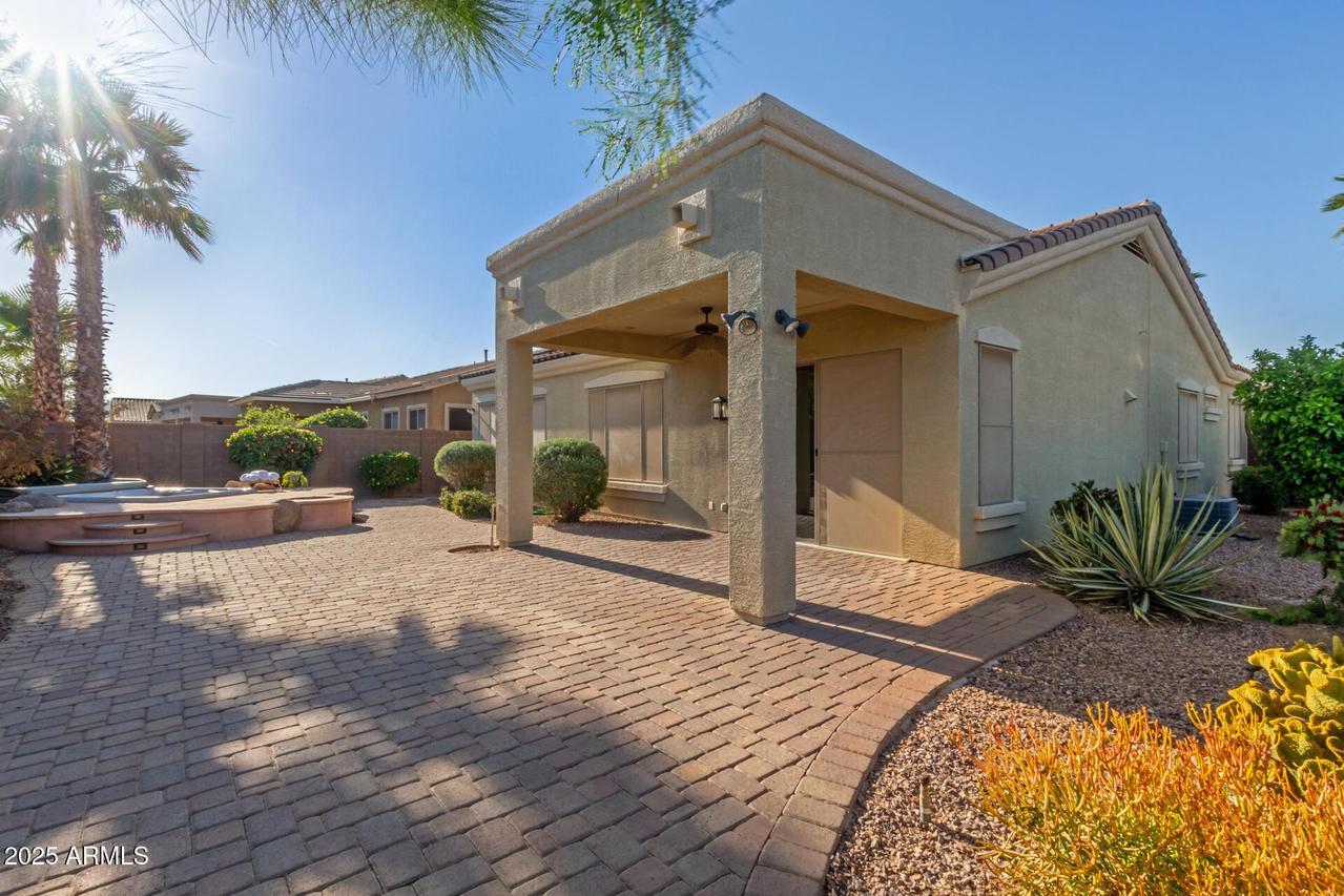 17517 W Dahlia Dr., Surprise, AZ 85388