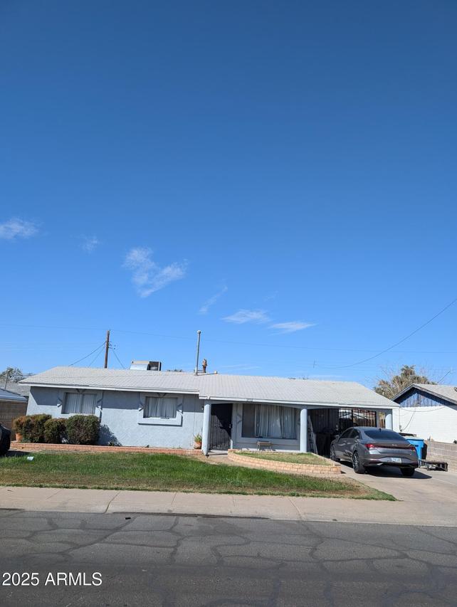 2512 N 47th Ln., Phoenix, AZ 85035