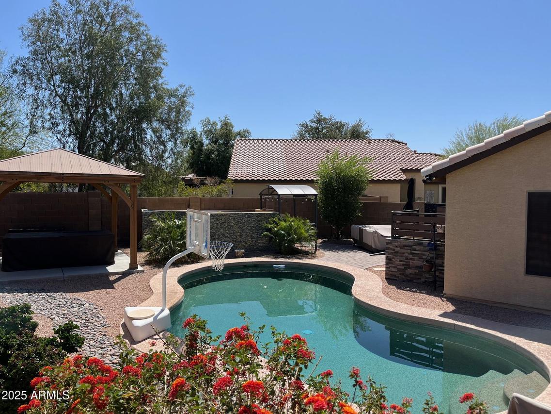 8752 W Lone Cactus Dr., Peoria, AZ 85382