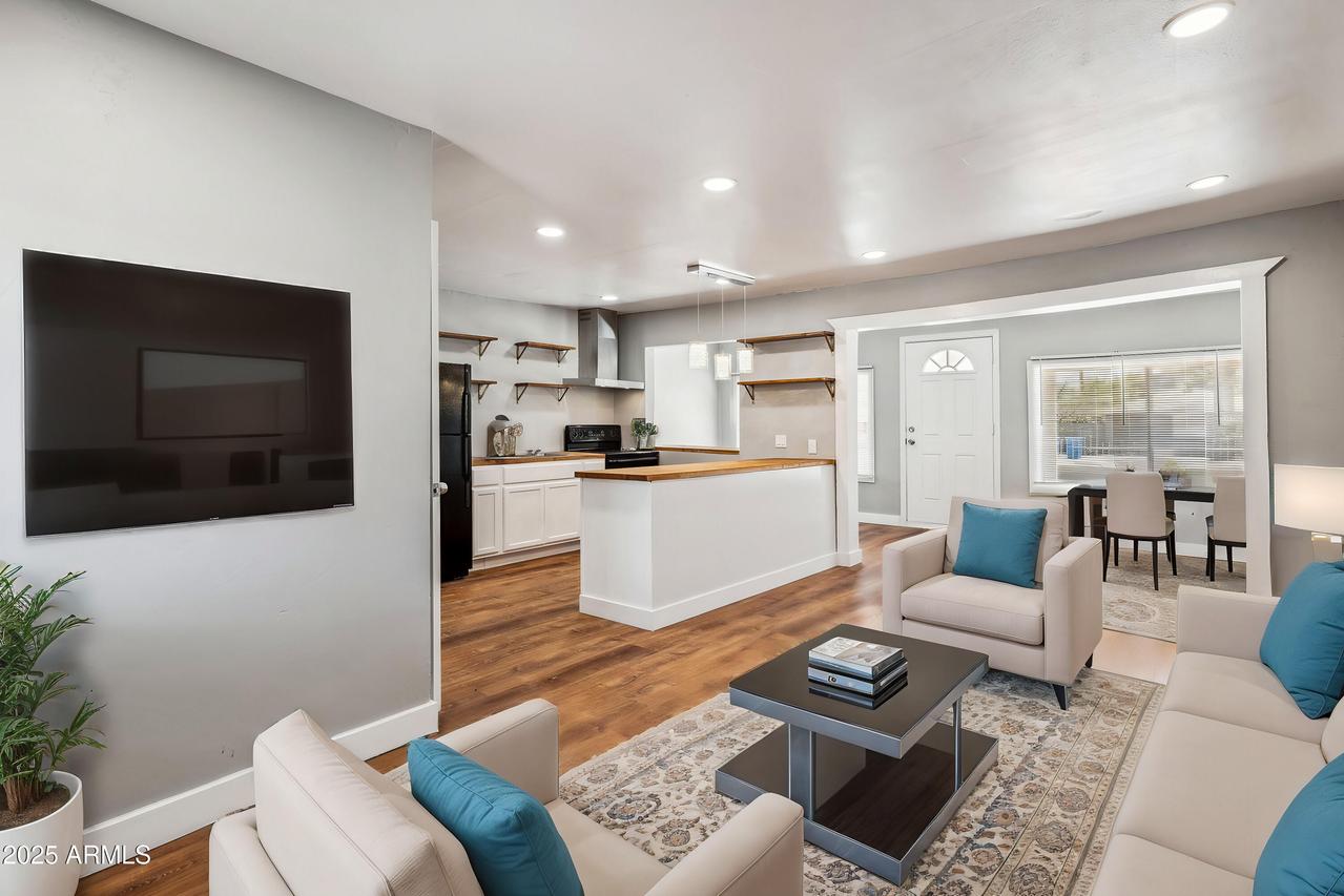 3124 W Almeria Rd., Phoenix, AZ 85009