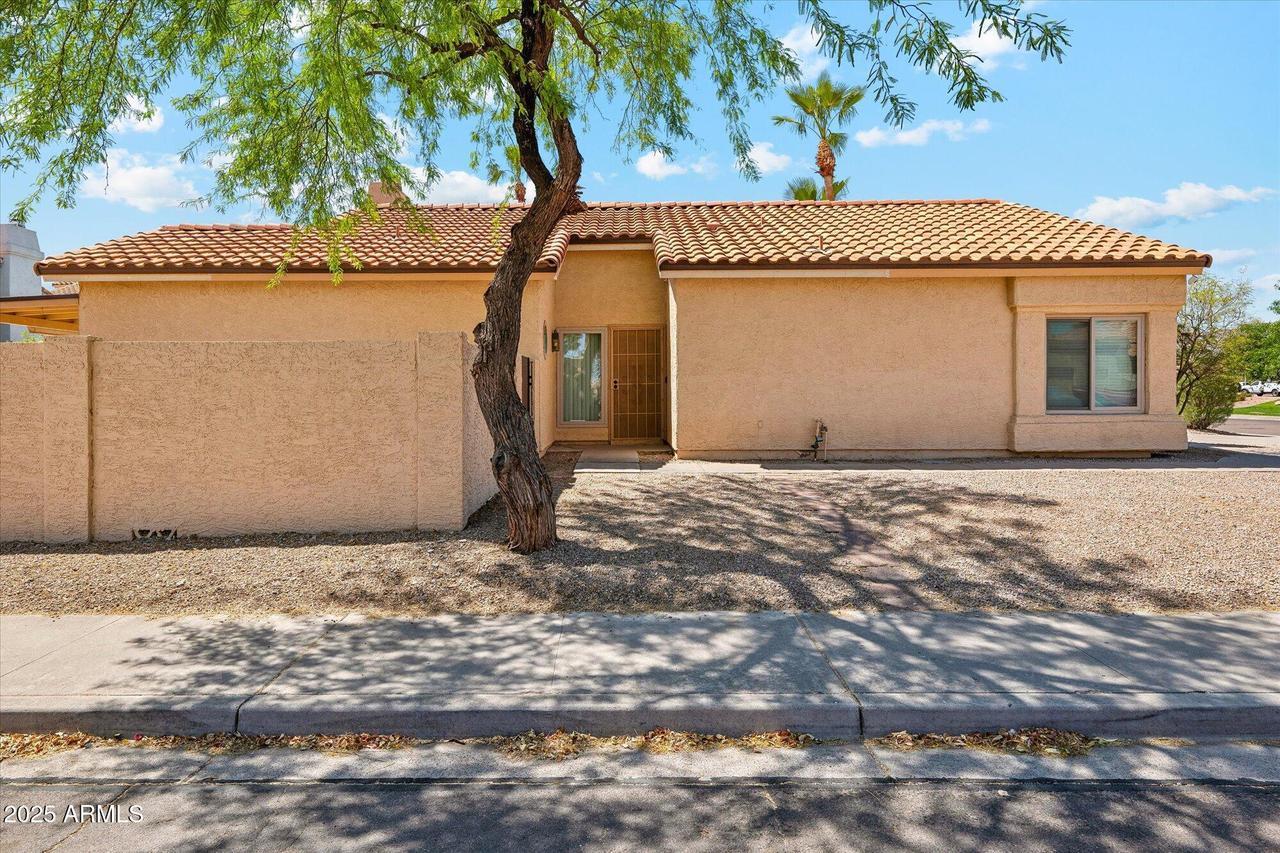 4353 E Desert Wind Dr., Phoenix, AZ 85044
