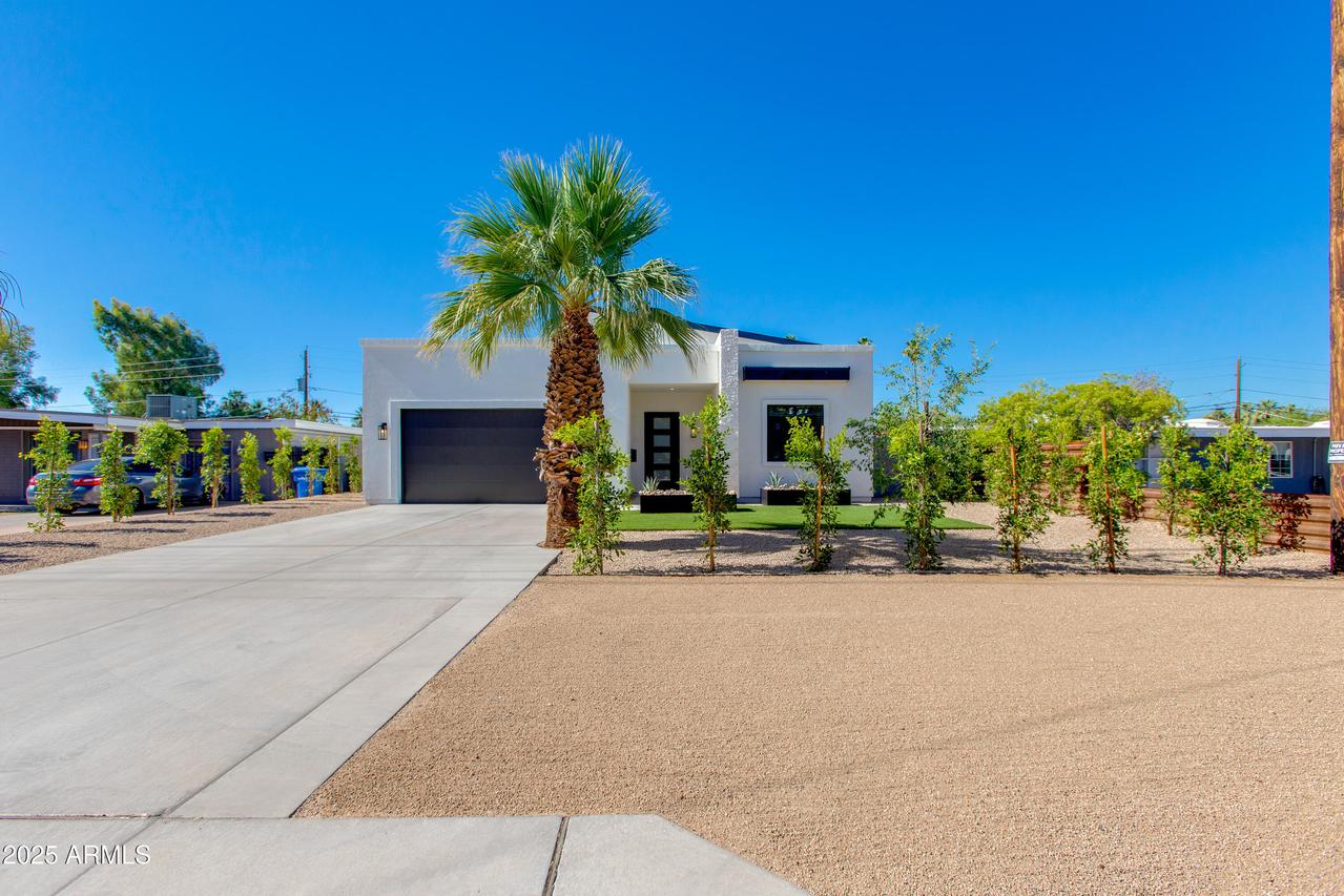 2927 E Osborn Rd., Phoenix, AZ 85016