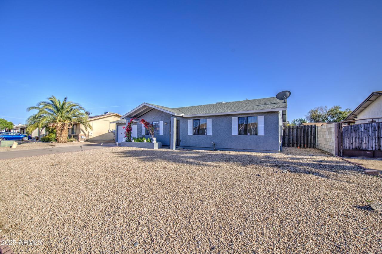 1529 W Wickieup Ln., Phoenix, AZ 85027