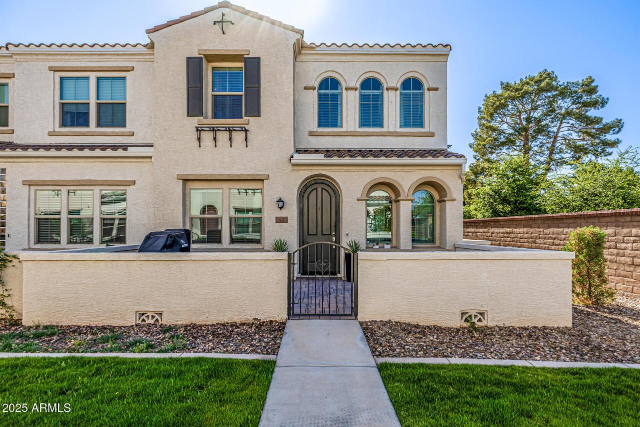 4077 S Sabrina Dr. #14, Chandler, AZ 85248