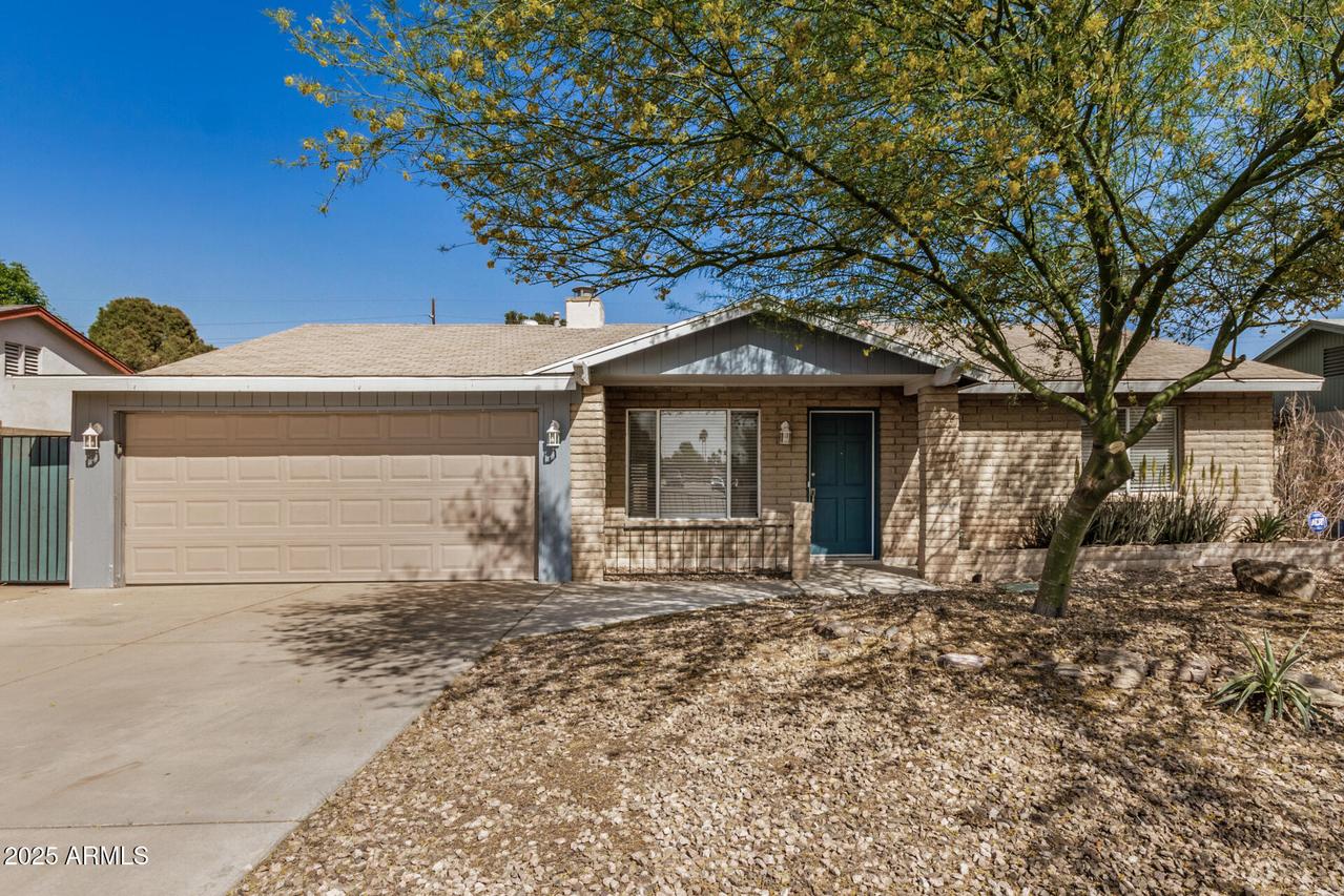 5423 S Palm Dr., Tempe, AZ 85283