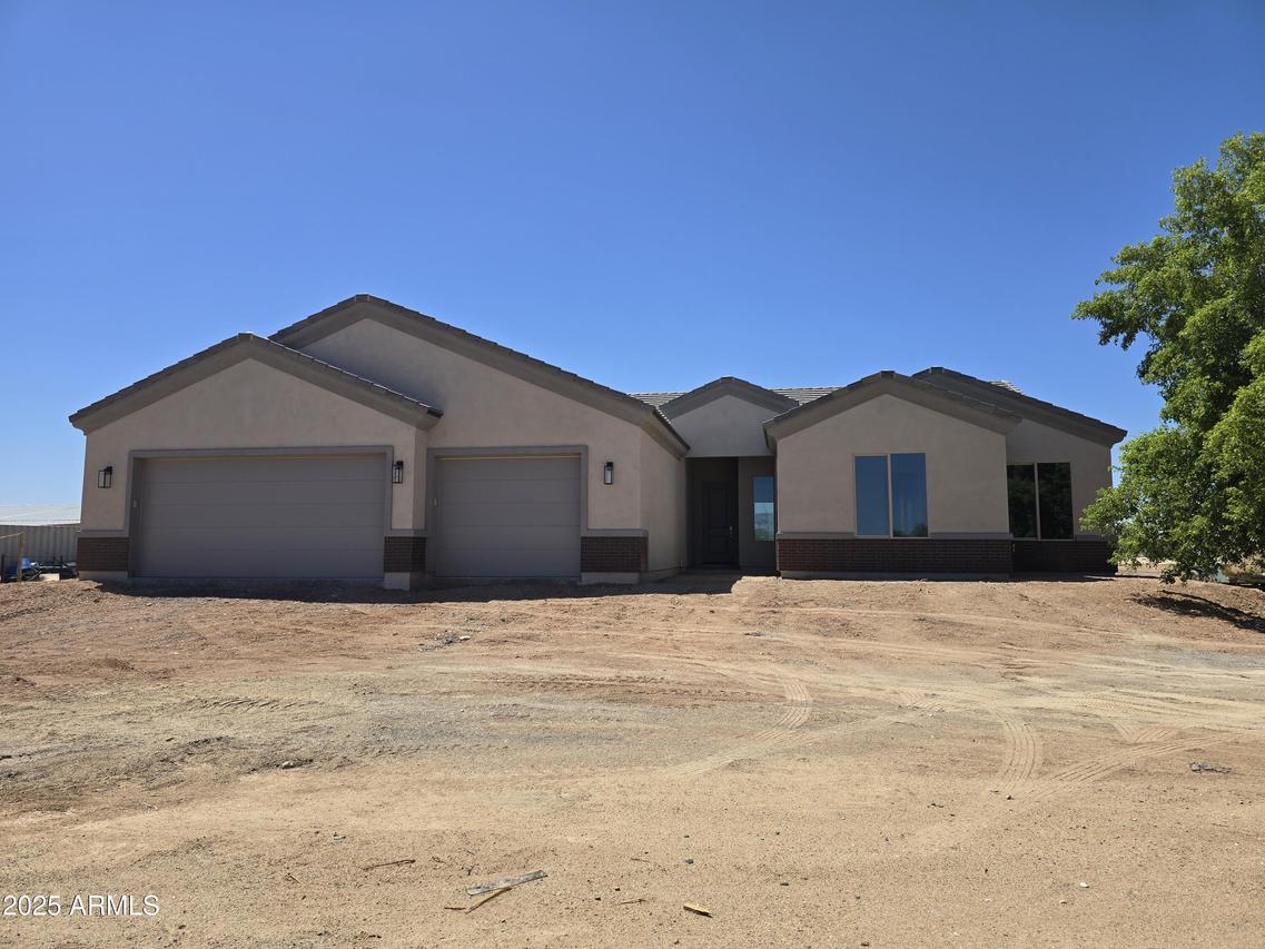 34889 N 3rd St., Phoenix, AZ 85086