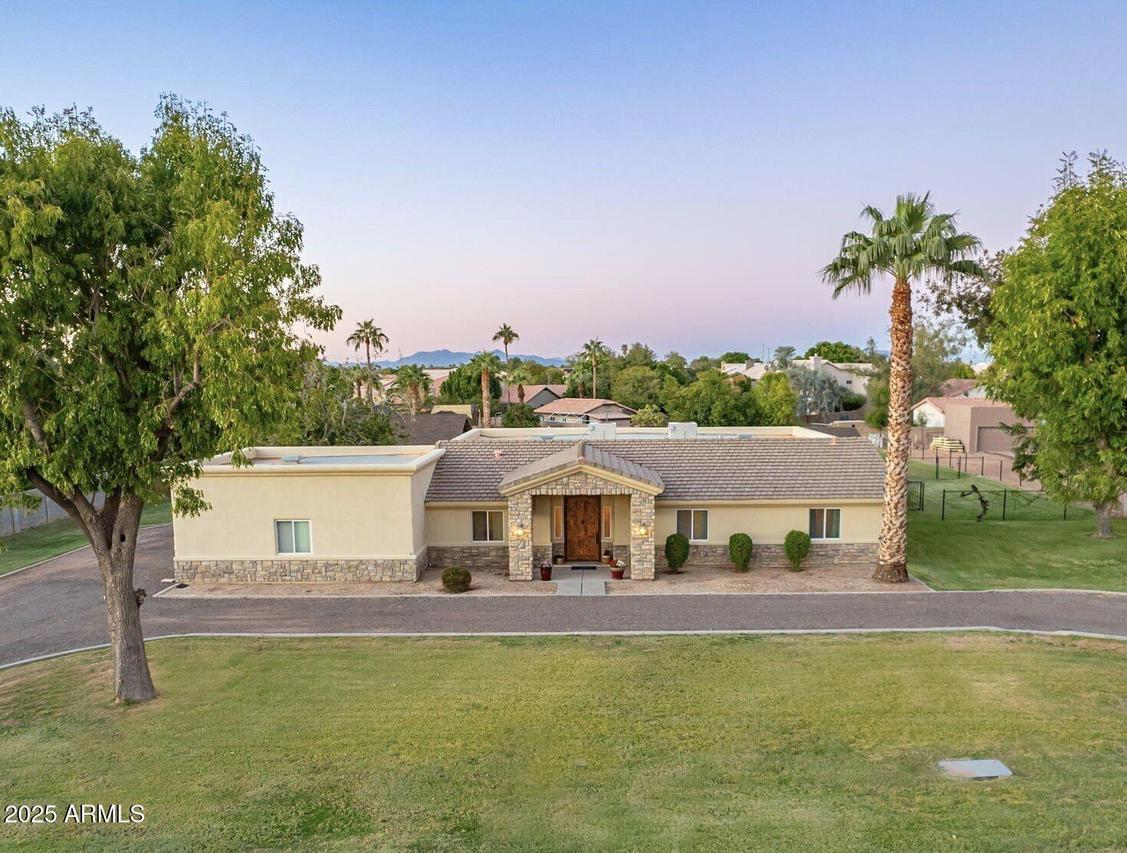 1438 E Mesquite St., Gilbert, AZ 85296