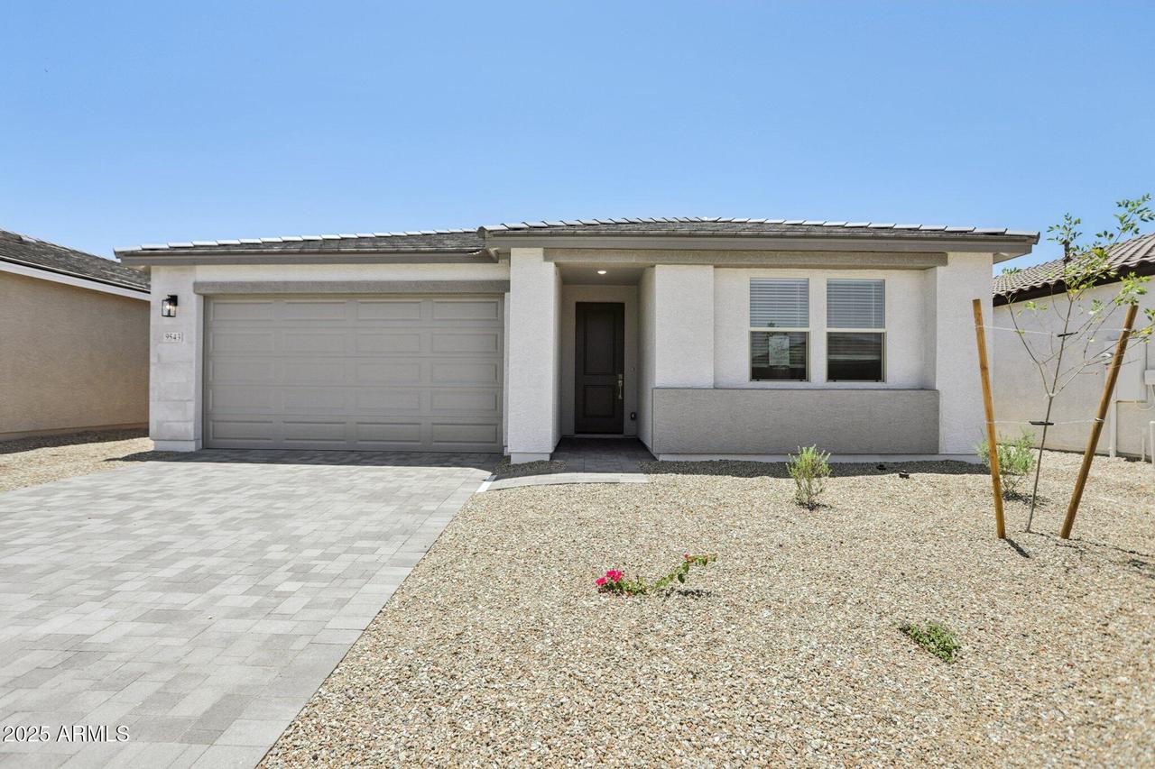 9543 W Parkway Dr., Tolleson, AZ 85353