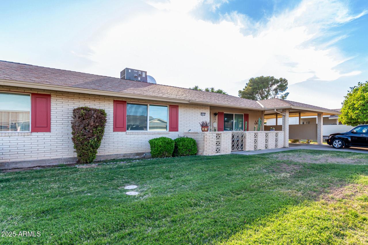 10619 W Roundelay Cir., Sun City, AZ 85351