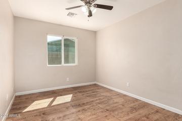 124 W Hillview St., Mesa, AZ 85201