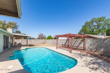 124 W Hillview St., Mesa, AZ 85201