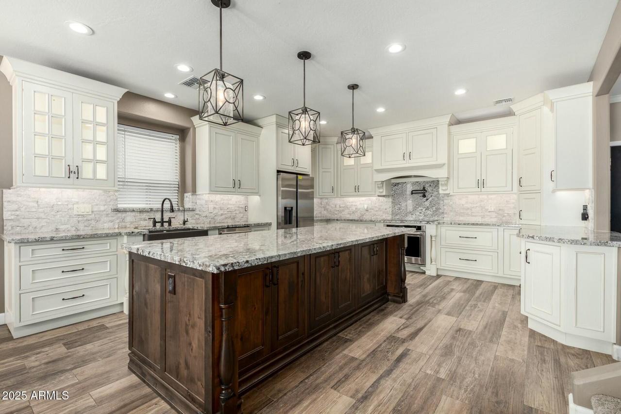 1051 E Julie Ave., San Tan Valley, AZ 85140