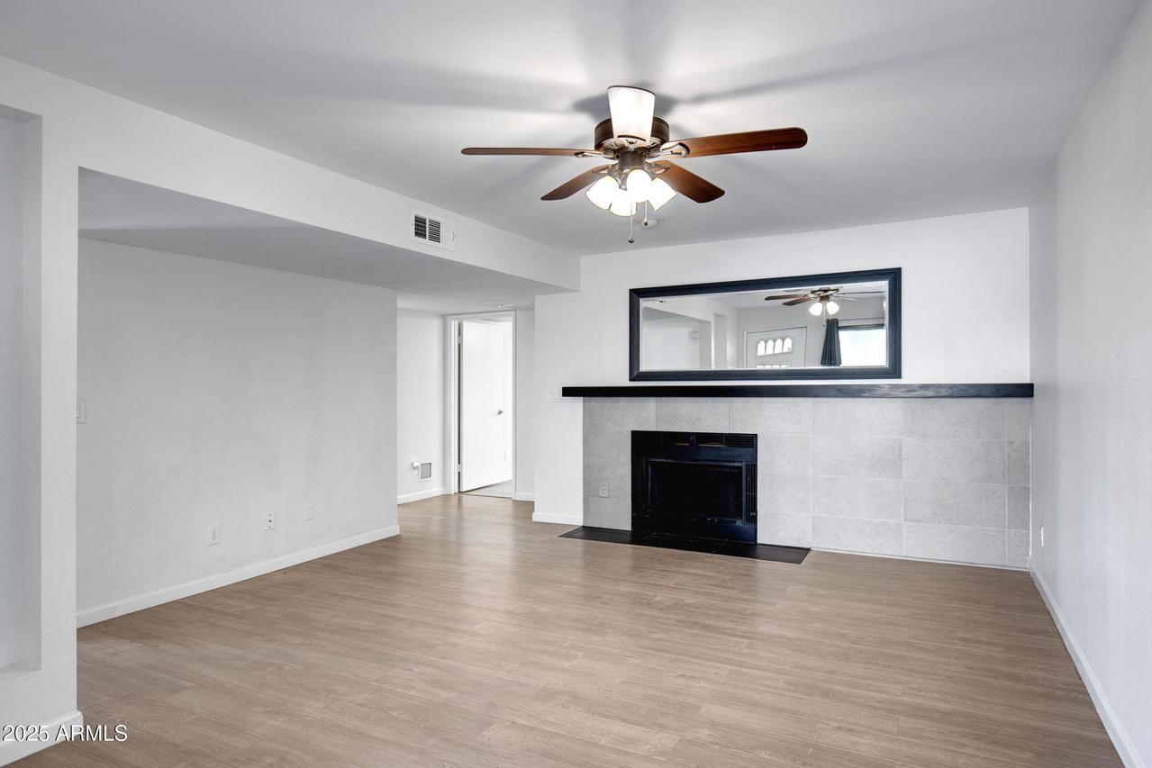 850 S River Dr. #1068, Tempe, AZ 85281