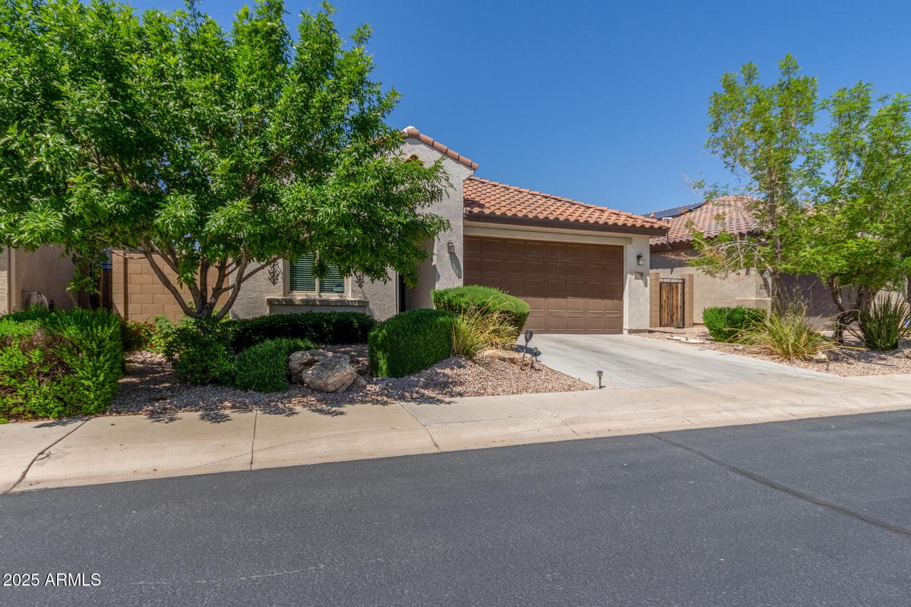 15904 N 109th Ave., Sun City, AZ 85351