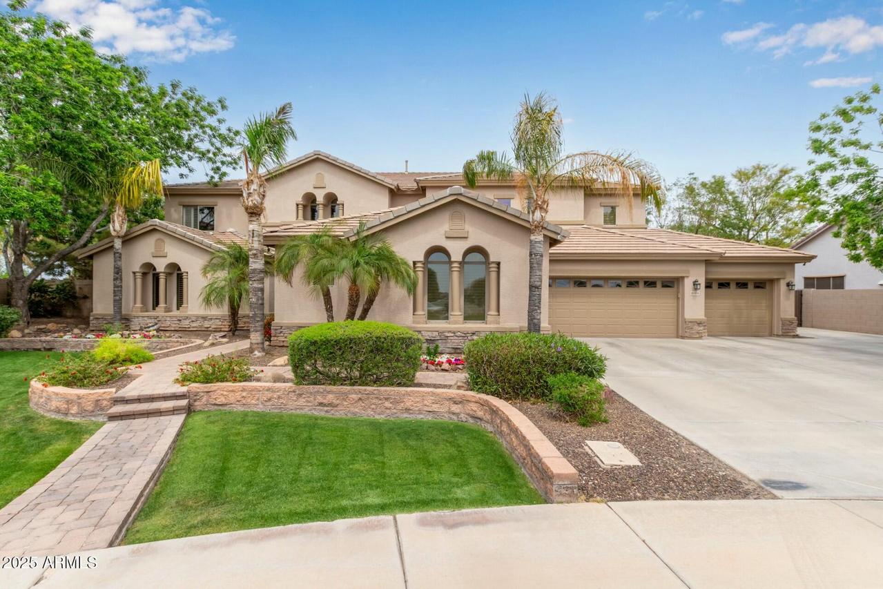2024 E Taurus Pl., Chandler, AZ 85249