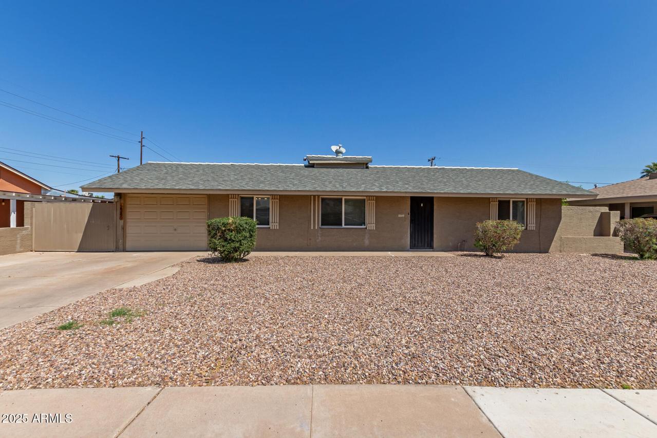 2340 W Earll Dr., Phoenix, AZ 85015