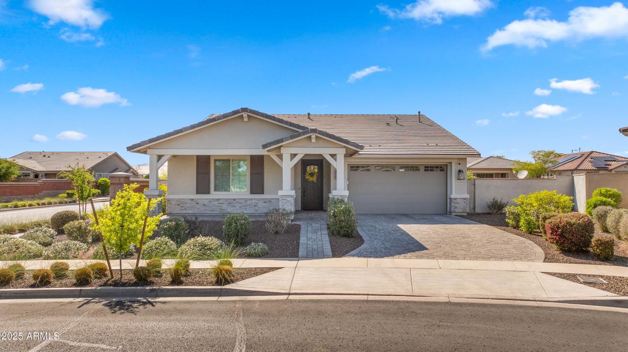 12594 N 145th Dr., Surprise, AZ 85379