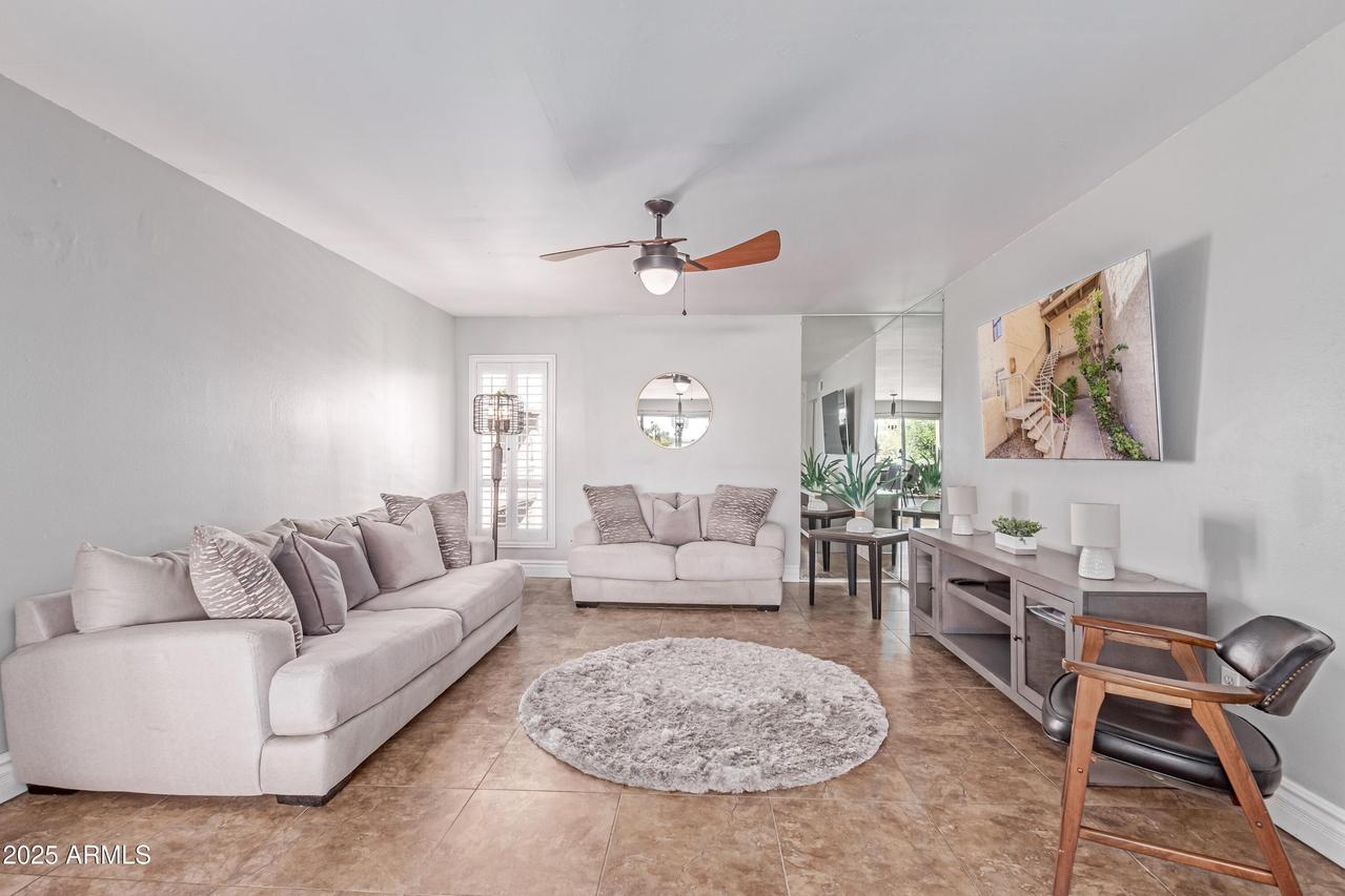 4950 N Miller Rd. #212, Scottsdale, AZ 85251