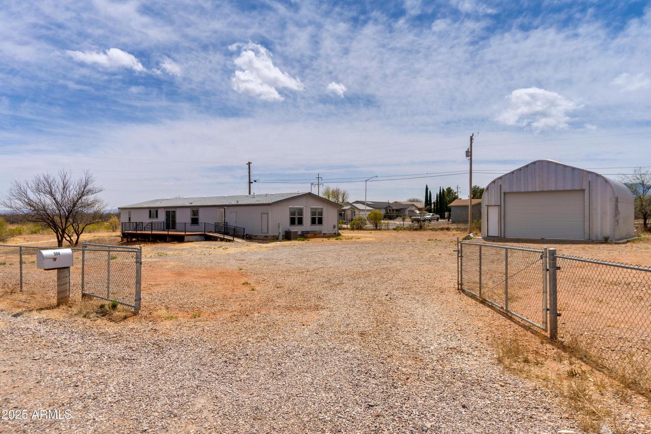 504 E Patton St., Huachuca City, AZ 85616