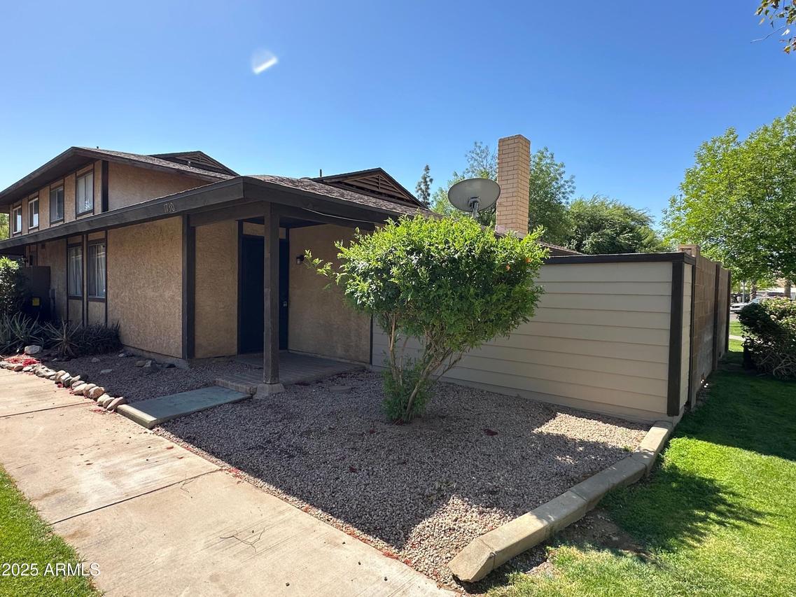 1730 W Village Way, Tempe, AZ 85281