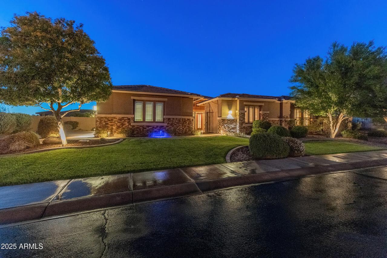 12940 W Creosote Dr., Peoria, AZ 85383