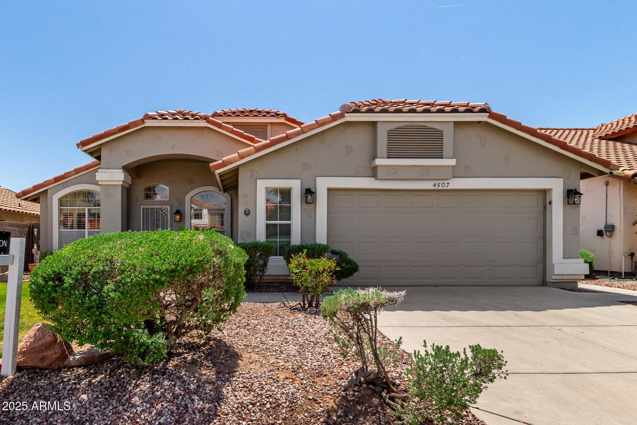 4507 E White Aster St., Phoenix, AZ 85044