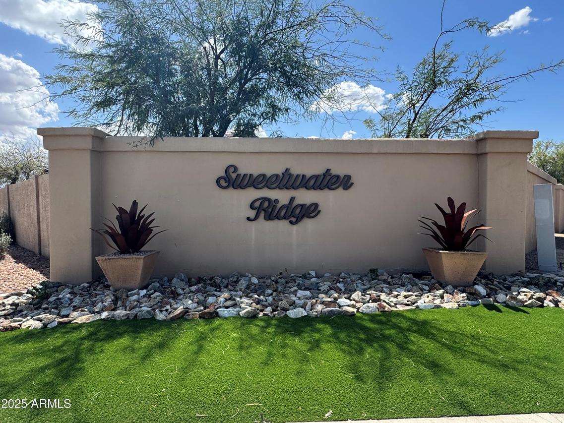 13676 N 73rd Dr., Peoria, AZ 85381