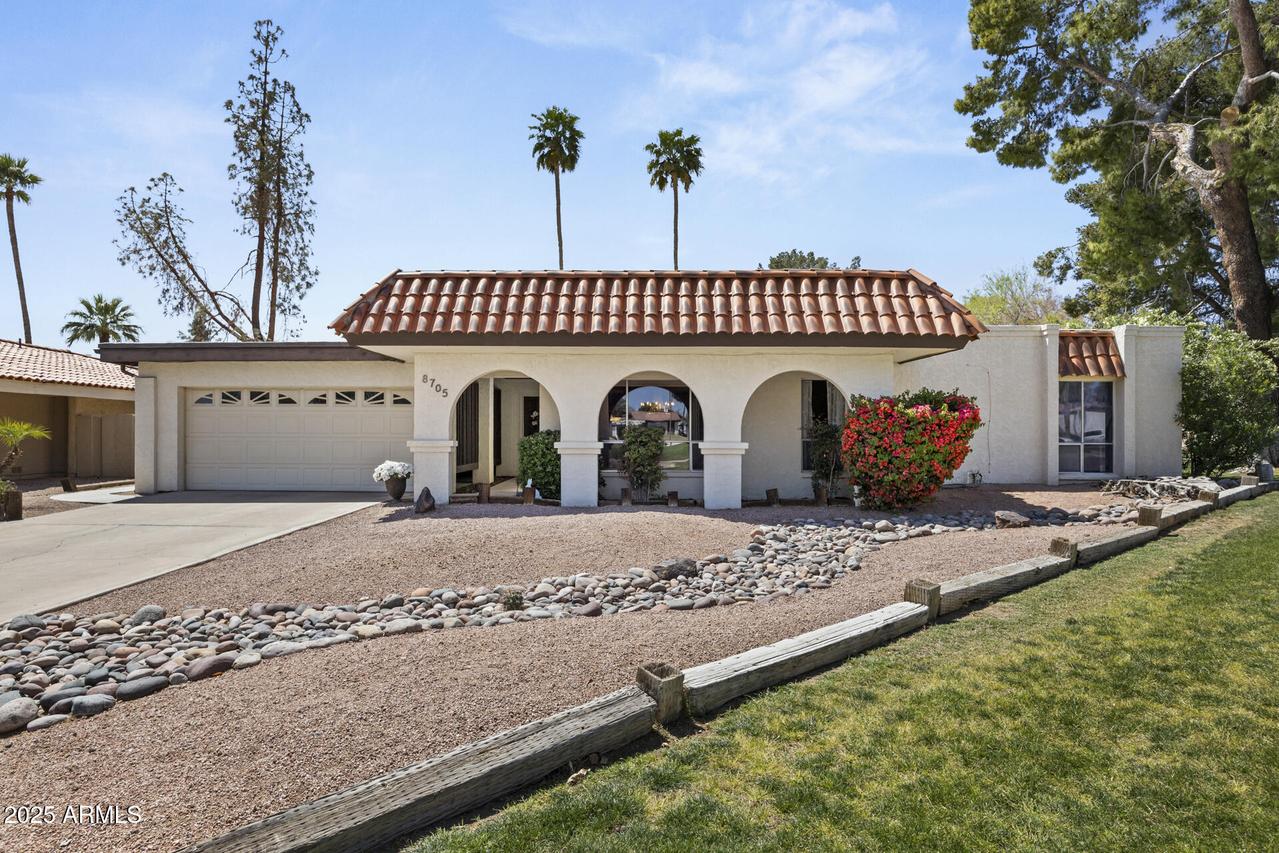 8705 E Via Taz Sur, Scottsdale, AZ 85258