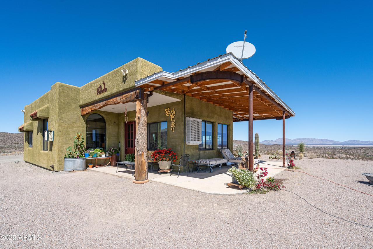 42617 Hovatter Rd., Salome, AZ 85348