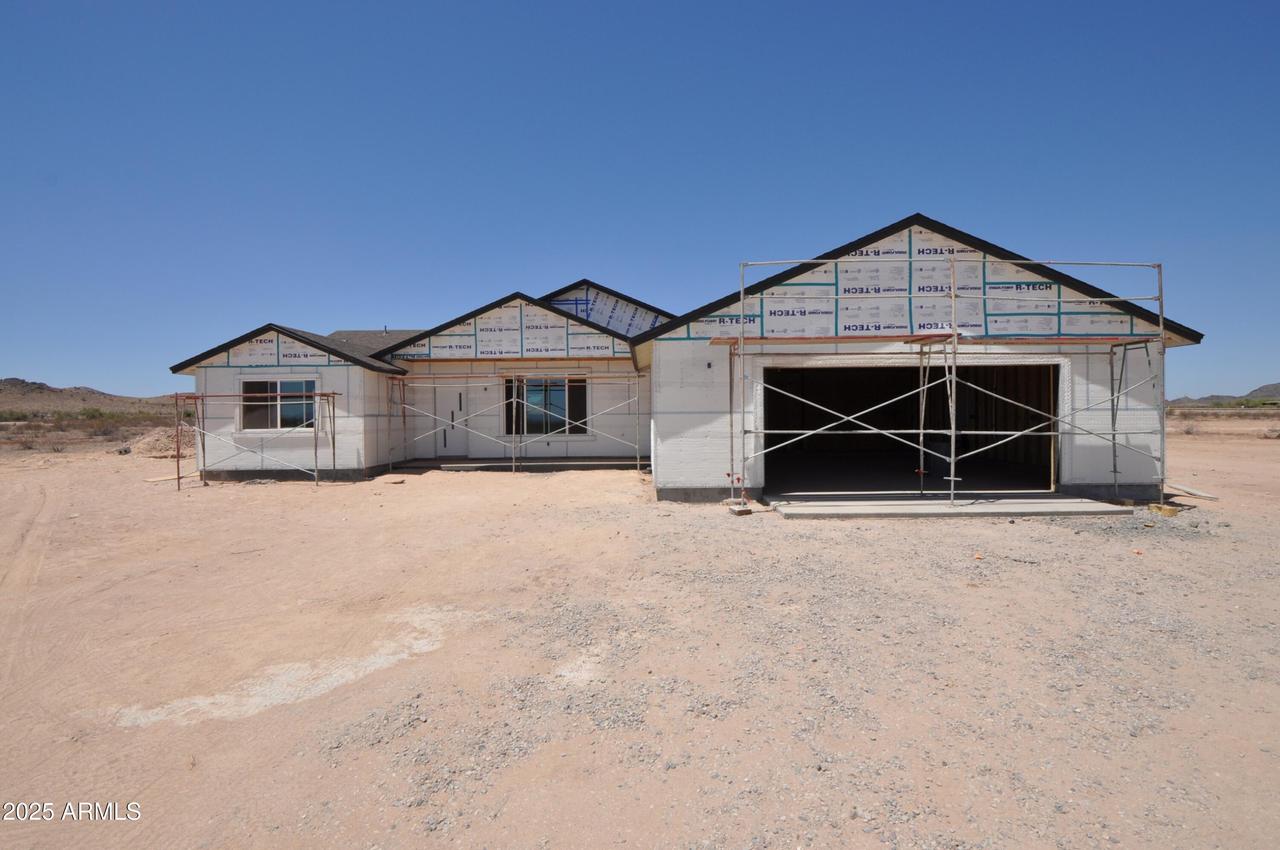 1664 N 431st Ave., Tonopah, AZ 85354