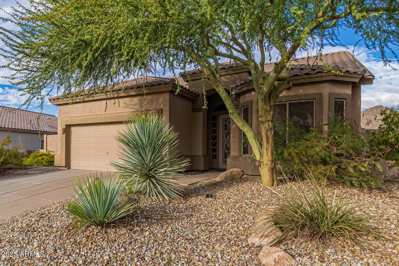 7754 E Wolf Canyon St., Mesa, AZ 85207