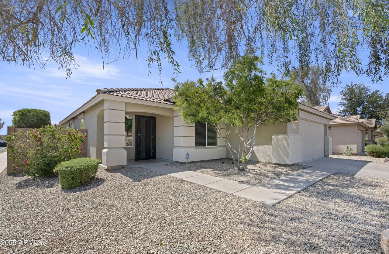 206 N 152nd Ave., Goodyear, AZ 85338