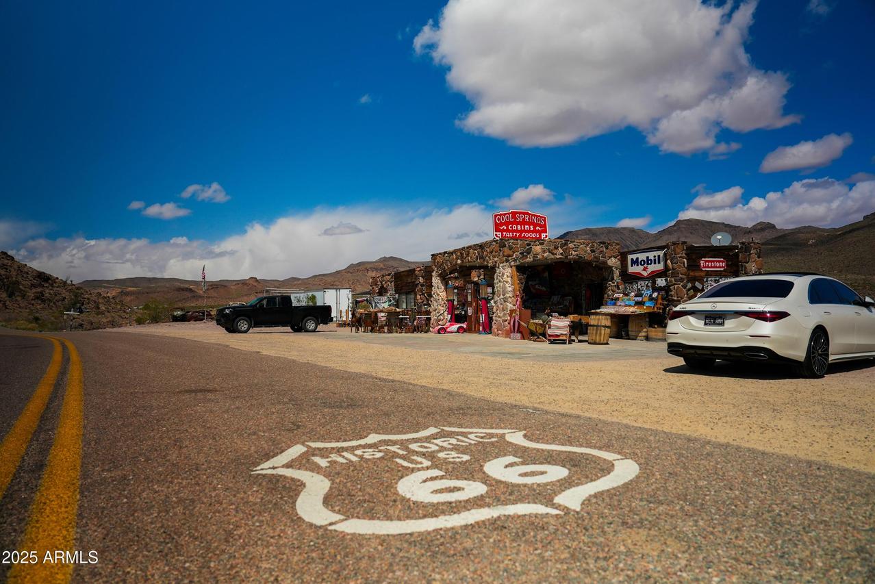 - W Oatman Highway #2, Golden Valley, AZ 86413