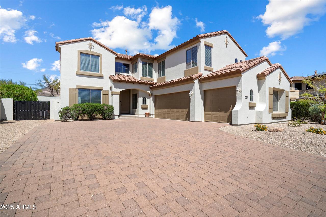 3002 W Donatello Dr., Phoenix, AZ 85086