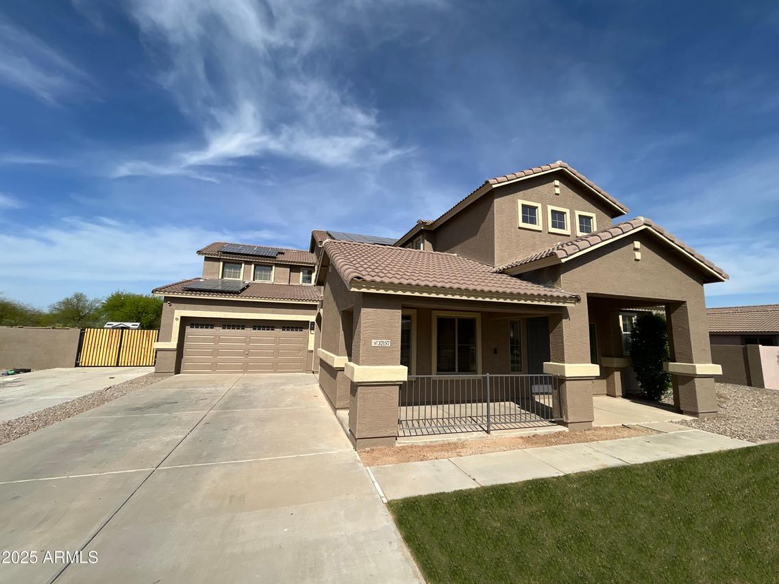 32157 N Caspian Way, San Tan Valley, AZ 85143