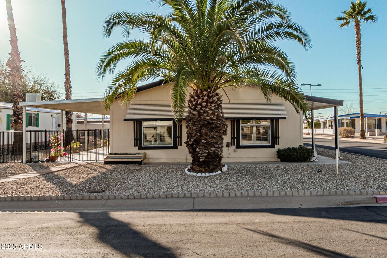 16246 N 32nd Way, Phoenix, AZ 85032