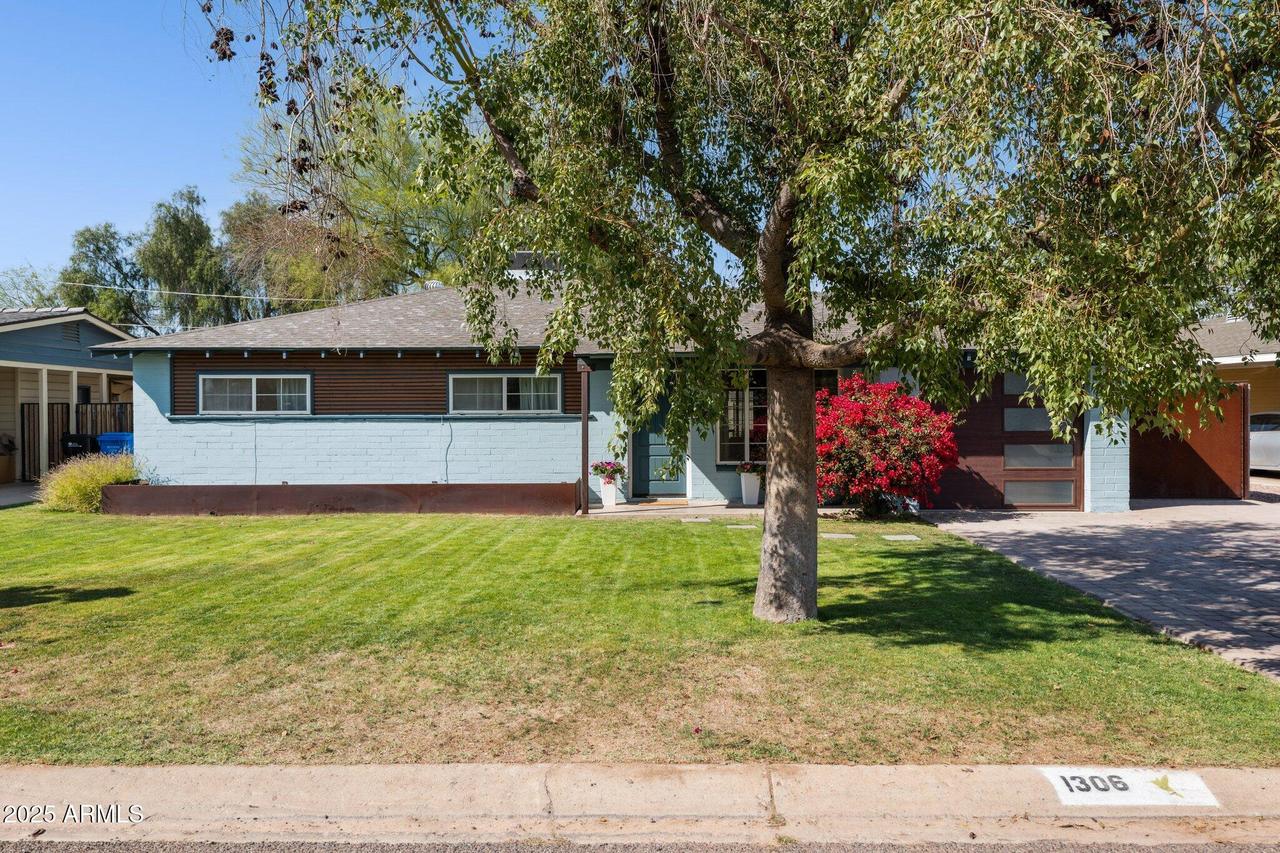 1306 W Meadowbrook Ave., Phoenix, AZ 85013