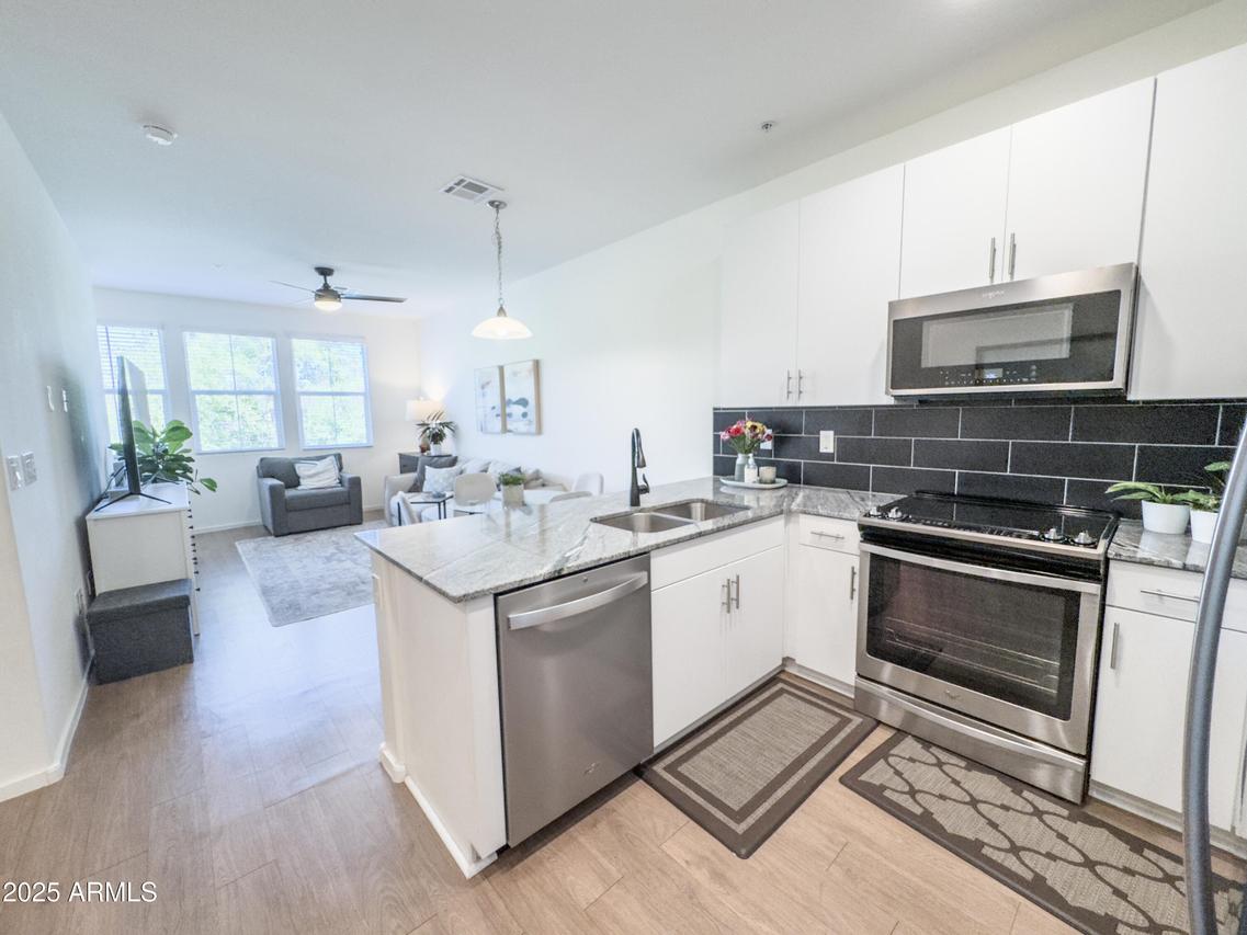 2314 E Hidalgo Ave., Phoenix, AZ 85040