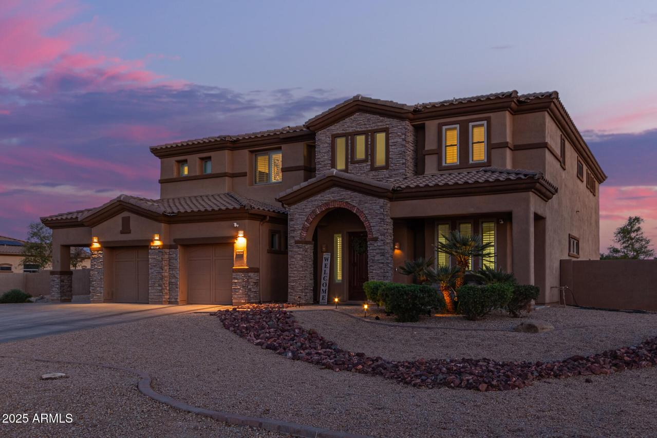 18439 W Beryl Ct., Waddell, AZ 85355
