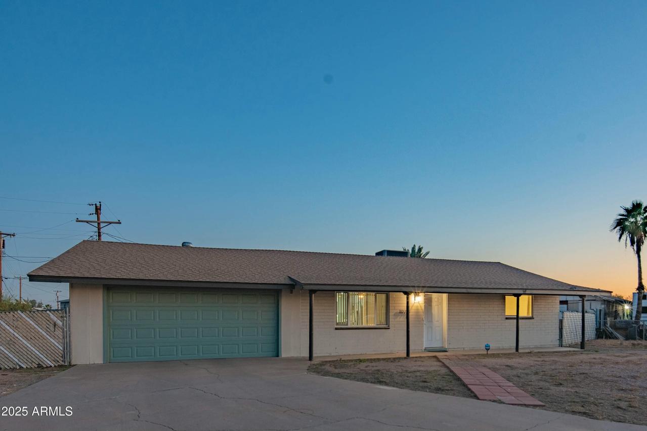10713 E Oasis Dr., Mesa, AZ 85208