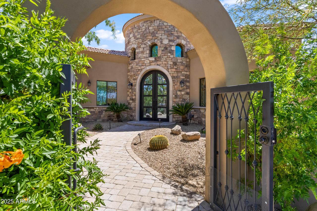 37334 N Winding Wash Tr., Carefree, AZ 85377