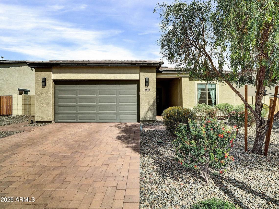 5951 N 190th Dr., Litchfield Park, AZ 85340