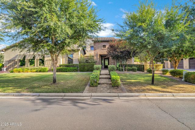 New Homes with Master Bedrooms on the 1st Floor in Queen Creek: April 5th to April 11th
